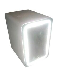 Personal Chiller 6L LED Lighted Mini Refrigerator Baby Bottle Skincare